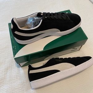 New in box Puma suede classic sneakers